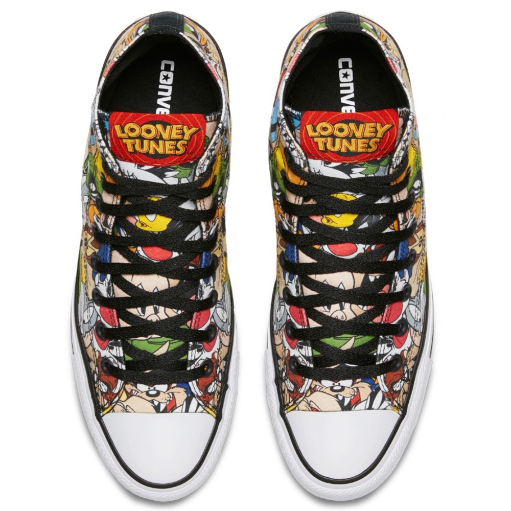 Converse x Looney Tunes Chuck Taylor High Tops - Youth Size 12
